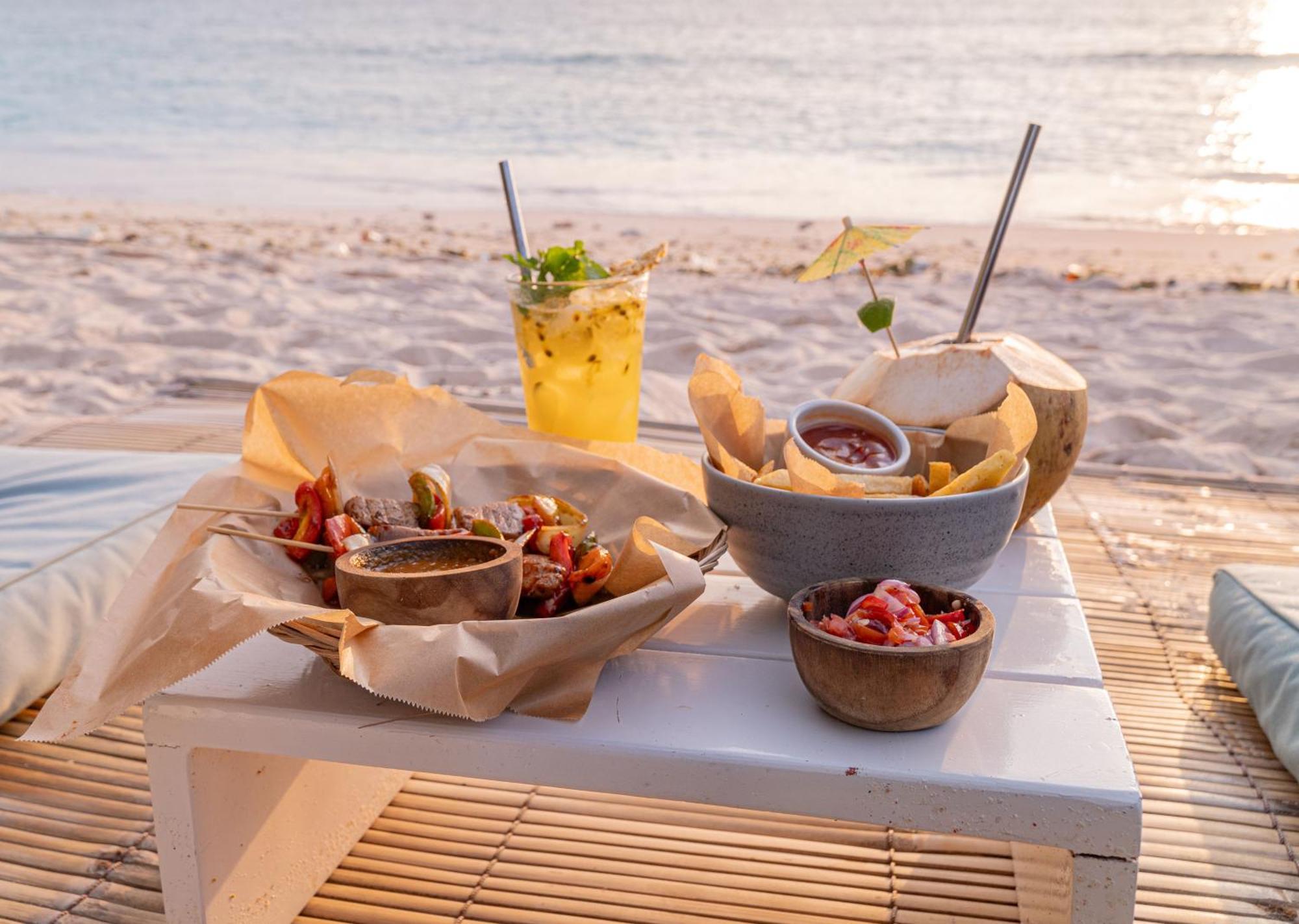 Готель Le Pirate Gili Meno - Adults Only Екстер'єр фото